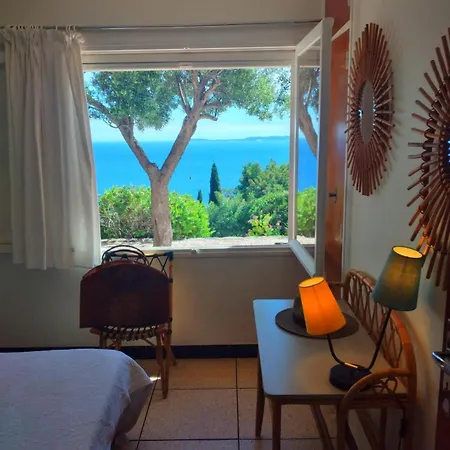 Maison Vue Exceptionnelle * Le Lavandou