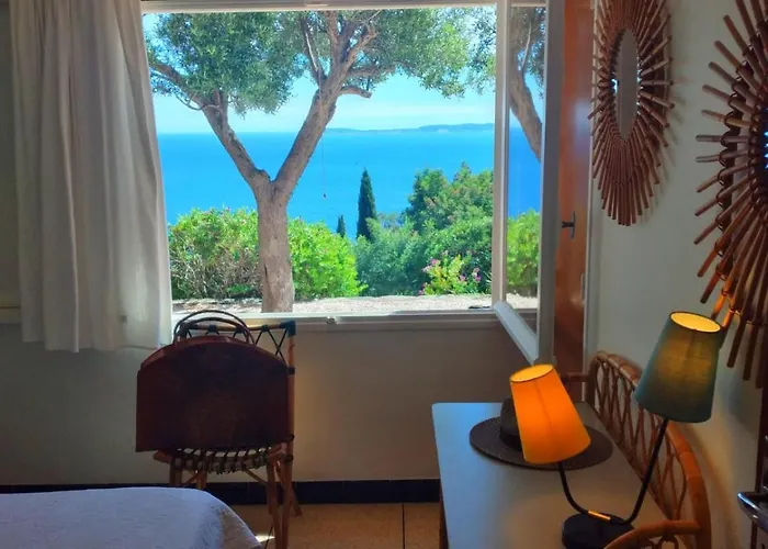 Maison Vue Exceptionnelle * Le Lavandou